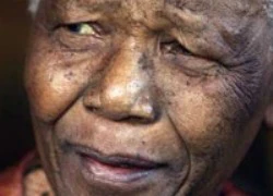 Ông Nelson Mandela bị cấm khẩu