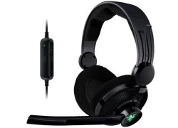 Razer phải ra thêm một phiên bản Carcharias mới dành riêng cho Xbox 360