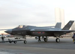 Tất cả các phiên bản F-35 đồng loạt "rớt giá"