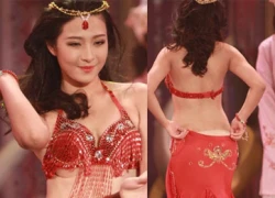 Thí sinh Miss Asia hở trên hở dưới khi múa bụng