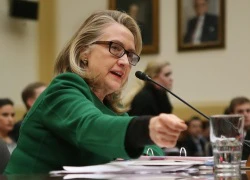 Bà Clinton nổi đóa tại phiên điều trần vụ Benghazi