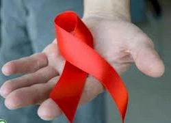 Bi kịch và sự kiên cường của cô gái chân quê nhiễm HIV từ chồng