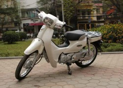 Cận cảnh Honda Super Cub 2013 tại Hà Nội