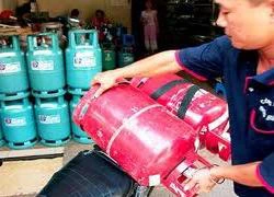 Giá gas giảm 5.000 &#8211; 10.000 đồng/bình 12 kg