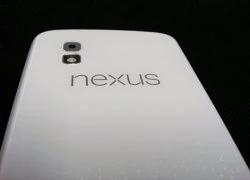 Google sắp có Nexus 4 màu trắng