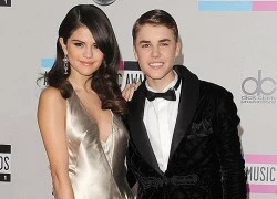 Justin Bieber cầu xin Selena quay lại