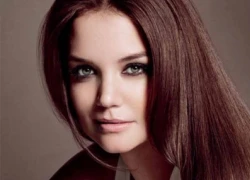 Katie Holmes đắt show quảng cáo