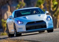 Nissan GT-R 2014 có giá từ 99.590 đô la