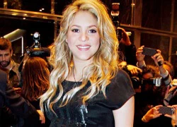 Shakira sinh quý tử cho &#8216;phi công trẻ&#8217;