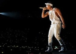 Taeyang bật mí chuyện chưa biết về World Tour 2012