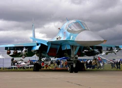 &#8220;Thú mỏ vịt&#8221; Su-34 không kém gì máy bay ném bom tầm trung