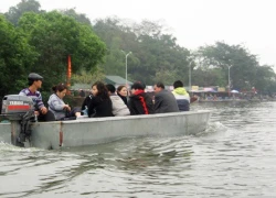 Cấm dùng thuyền có động cơ trên Suối Yến