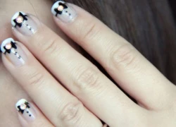 Clip: Cùng bạn gái làm nail đính đá xinh xắn