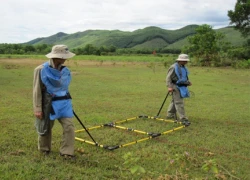 Đức hỗ trợ Việt Nam rà phá bom mìn