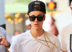 Justin Bieber vẫn tiếp tục "săn đuổi" cô nữ sinh