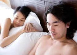 Mệt người vì vợ giả vờ khi "yêu"