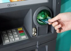 Ngân hàng nô nức... thu phí rút tiền ATM