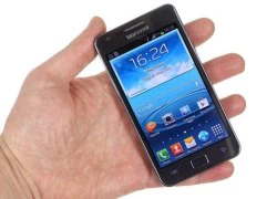 Pin Galaxy S II Plus tốt hơn so với thế hệ cũ