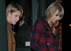 Taylor Swift đi chơi khuya cùng ca sỹ nam