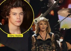 Taylor Swift ngượng khi phải cởi đồ trước mặt Harry Styles