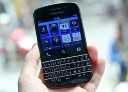 BlackBerry Q10 bắt đầu nhận đặt hàng, giá từ 800 USD