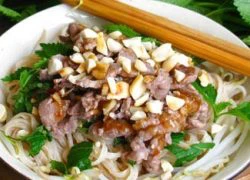 [Chế biến] - Phở trộn sốt me