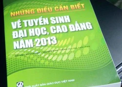 Cuốn 'Những điều cần biết về tuyển sinh' đã bán rộng rãi