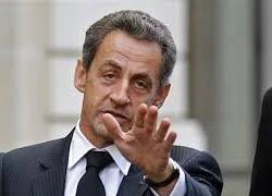 Cựu tổng thống Sarkozy chính thức bị điều tra việc nhận tiền