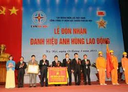 EVN HANOI đón nhận danh hiệu Anh hùng Lao động