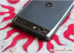 Google &#8220;chê&#8221; chất lượng điện thoại Motorola