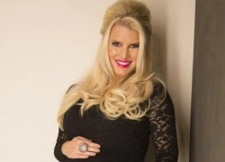 Jessica Simpson lỡ miệng tiết lộ giới tính thai nhi