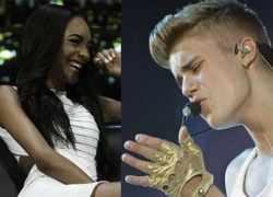 Justin Bieber thích thú vì thấy ngực thiên thần đồ lót