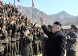 Kim Jong-un dọa "cắt đứt khí quản" kẻ thù