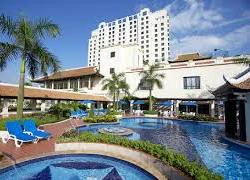 Lang thang vào khách sạn Sheraton trộm cắp