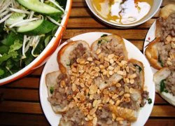 Món ngon ngày cũ: Bánh mì hấp