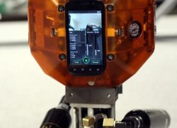 NASA dùng Nexus S để điều khiển robot thám hiểm vũ trụ