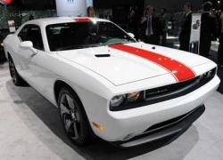 Xe &#8220;cơ bắp&#8221; Dodge Challenger bị triệu hồi vì nguy cơ cháy