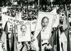 30/4/1975: Sáng tinh mơ kịp mọc một rừng cờ