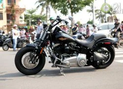 Cận cảnh hoàng tử đen Harley Davidson CVO tại Việt Nam