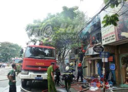 Cháy lớn giữa Sài Gòn, khu dân cư náo loạn