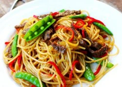 [Chế biến] - Mỳ spaghetti xào thịt bò