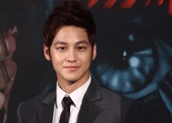 Clip: Kim Bum rạng rỡ trong họp báo phim mới ở TP.HCM