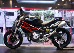 Ducati Monster 795 an toàn hơn với phiên bản ABS