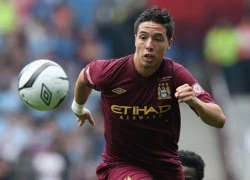 Hết Tevez, đến lượt Nasri bị cấm lái xe