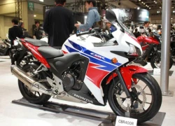 Honda CBR400R có giá từ 6.800 USD