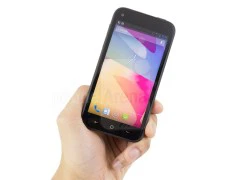 HTC First: Sự nghèo nàn về mặt ý tưởng