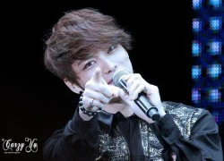 Jaejoong (JYJ) hưởng ứng cơn sốt Kiyomi trong concert