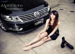 Người đẹp xứ Đài khoe chân dài cùng Volkswagen