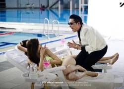 Phụ nữ sexy và trò chơi xỏ... xì hơi - Lý do fan nam thích "Gentleman"