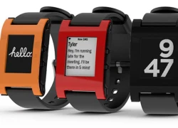 Smartwatch Pebble đã cho phép tùy chỉnh mặt đồng hồ